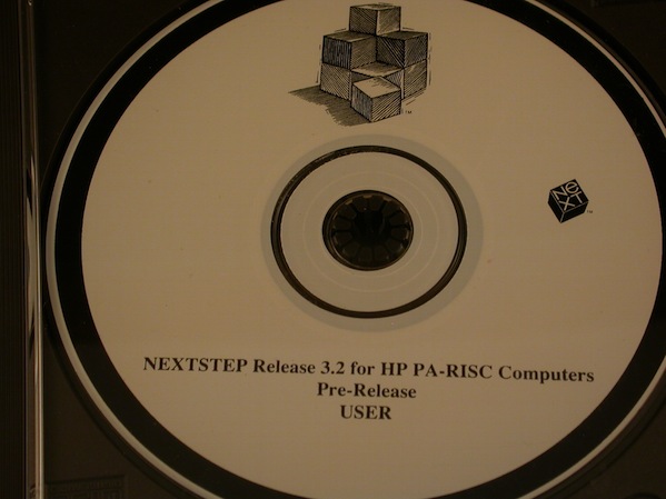 NEXTSTEP Release 3.2 HP PA_RISC Pre-Release USER